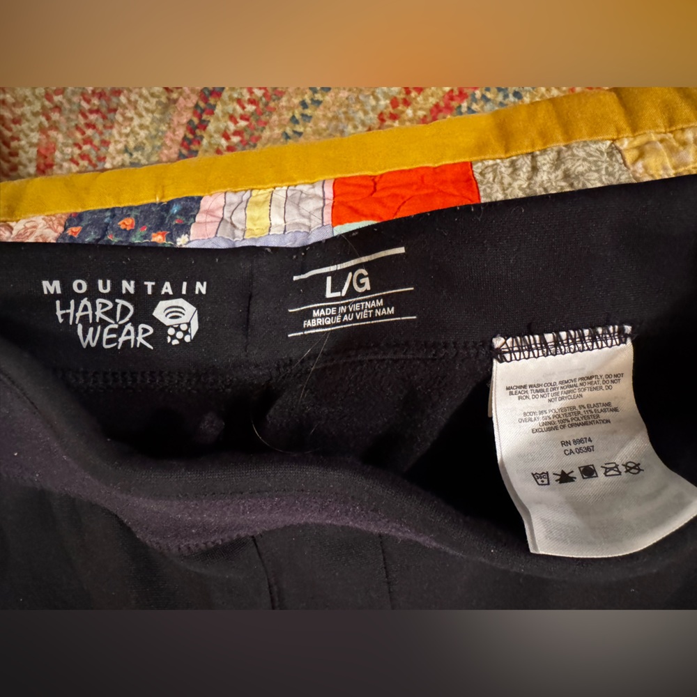 Mountain Hardware Pants - Size Large - image 4